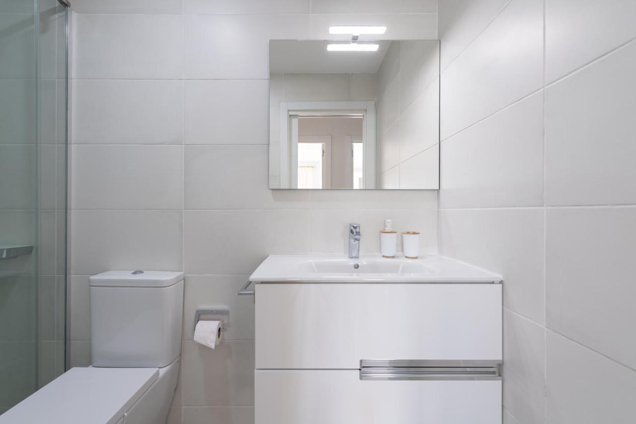 Living Las Canteras Homes - Bright Beachfront لاس بالماس دي غران كاناريا المظهر الخارجي الصورة